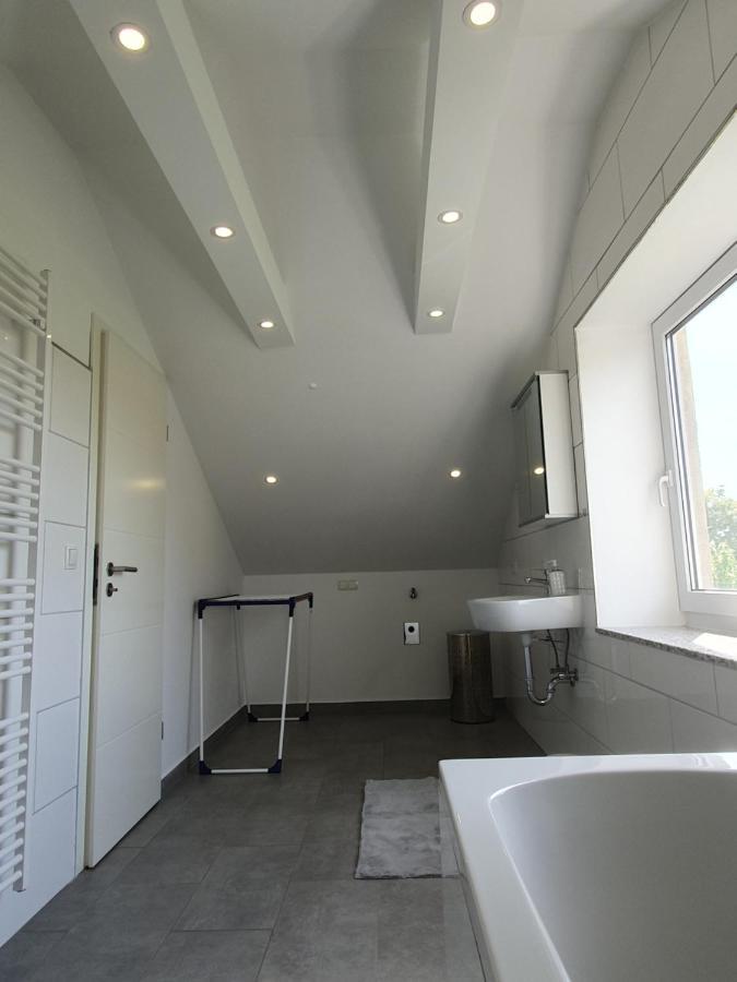 Ruhige Und Moderne 2-Zi. Wohnung Kulsheim Ngoại thất bức ảnh